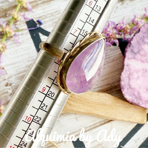 Big raindrop amethyst maximalism silver ring - Picture 2 of 2